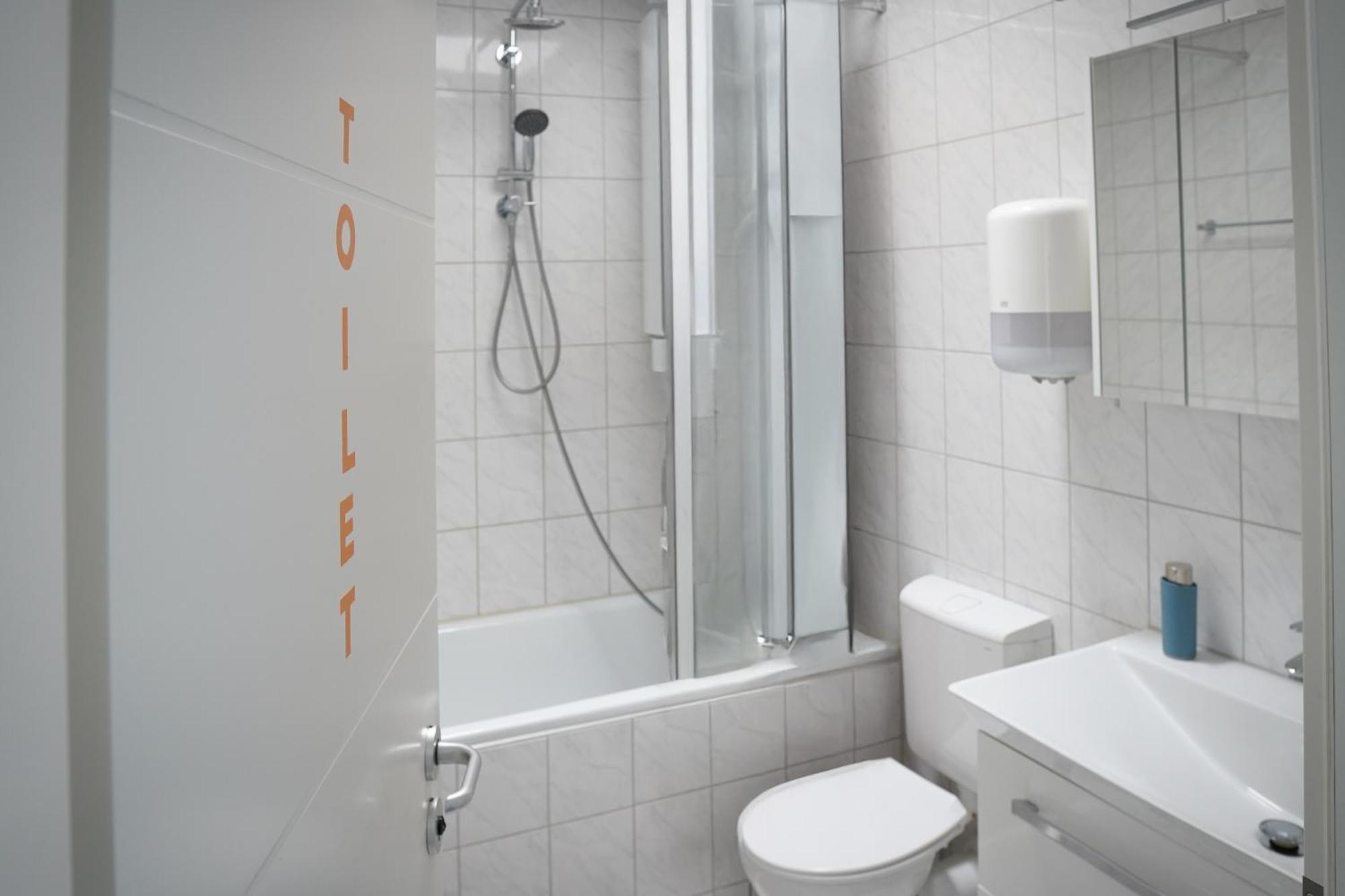 Spacehotel Karlsruhe Kültér fotó